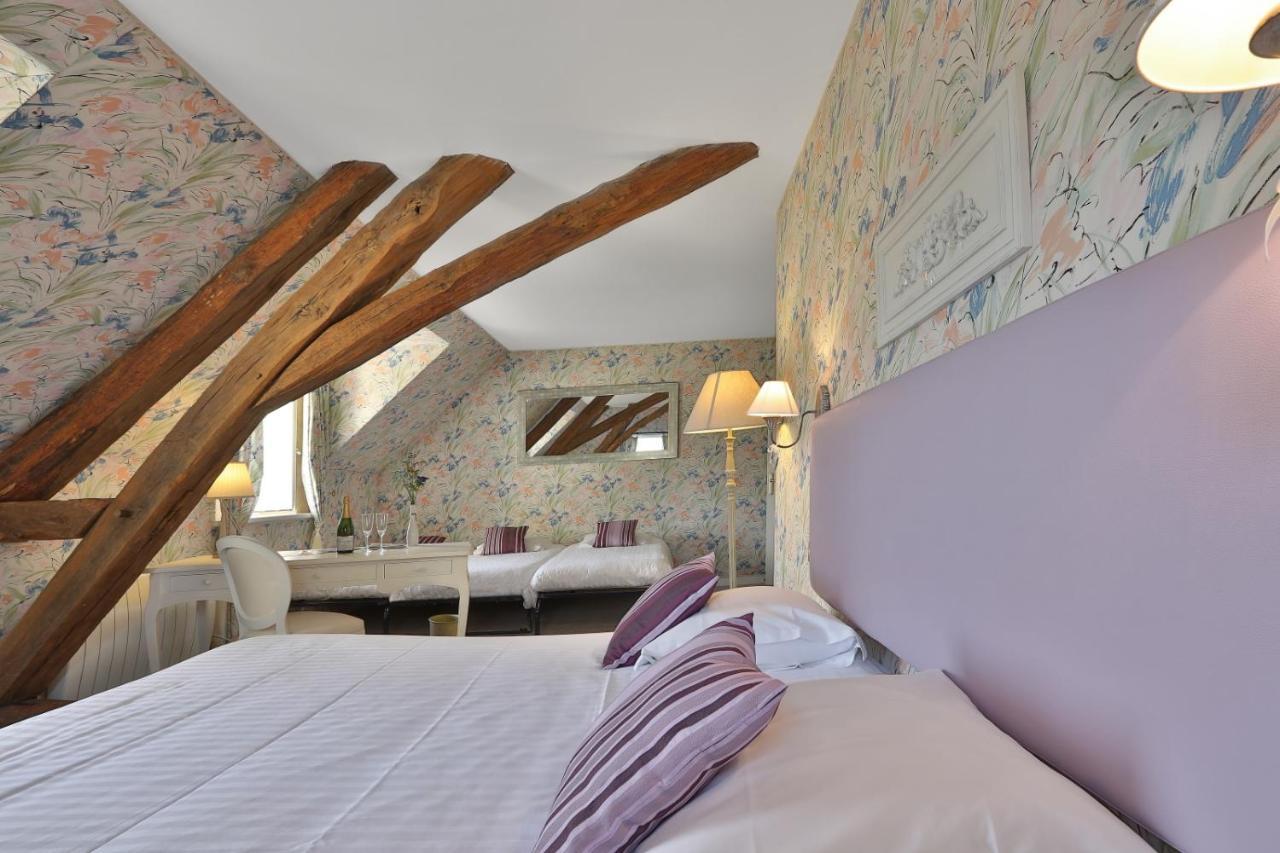 מונטיניאק Domaine De Puy Robert Lascaux - A 800M Grotte De Lascaux - Hotel Avec Piscine - Chambres Et Gites-Appartements - Sarlat - Dordogne מראה חיצוני תמונה