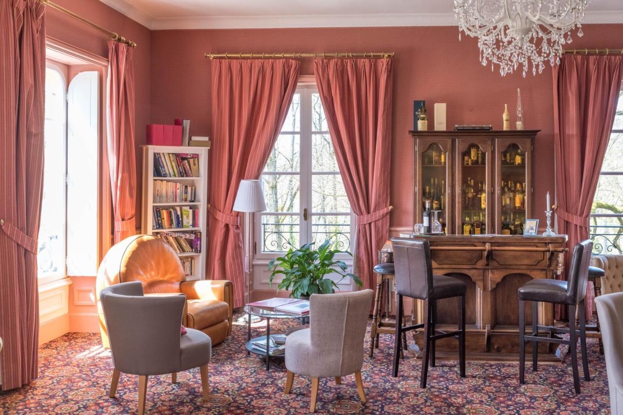 מונטיניאק Domaine De Puy Robert Lascaux - A 800M Grotte De Lascaux - Hotel Avec Piscine - Chambres Et Gites-Appartements - Sarlat - Dordogne מראה חיצוני תמונה