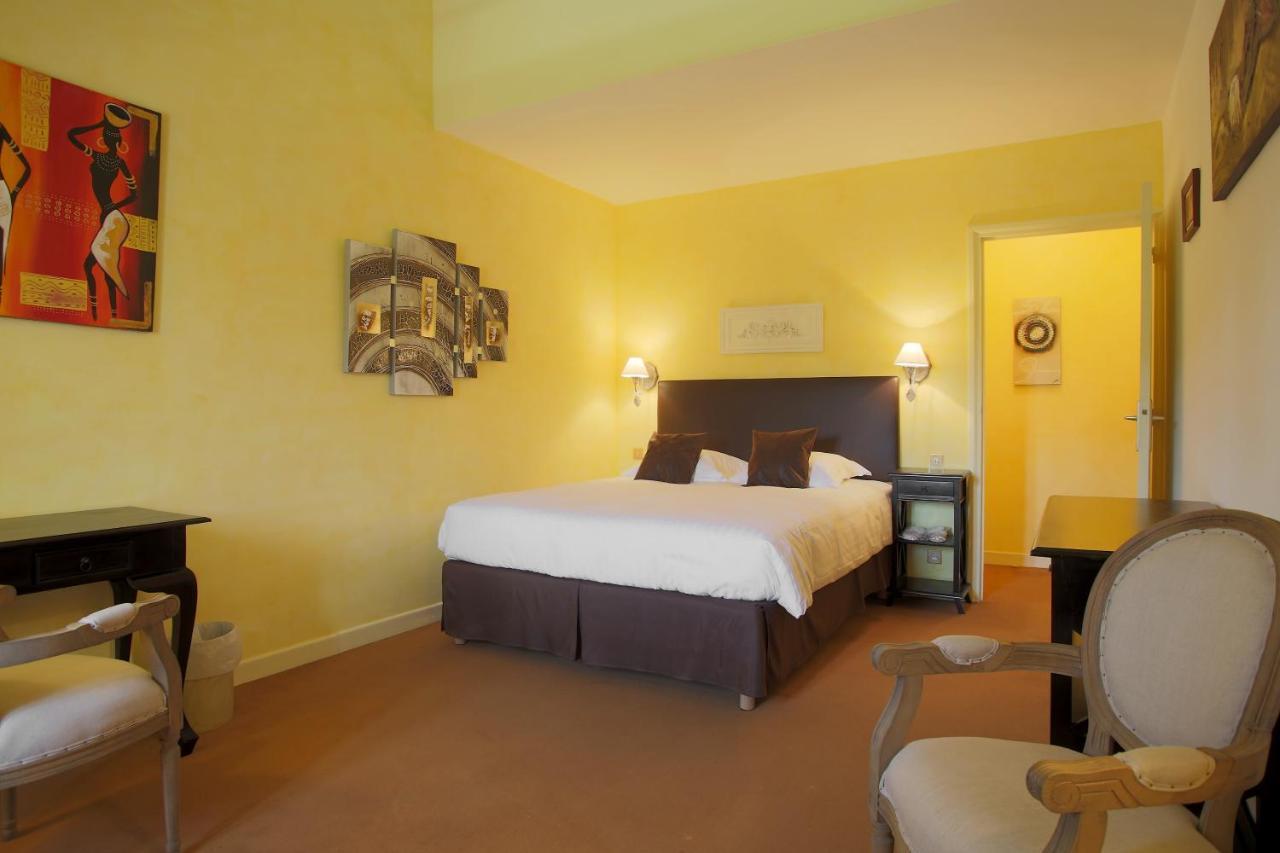 מונטיניאק Domaine De Puy Robert Lascaux - A 800M Grotte De Lascaux - Hotel Avec Piscine - Chambres Et Gites-Appartements - Sarlat - Dordogne מראה חיצוני תמונה